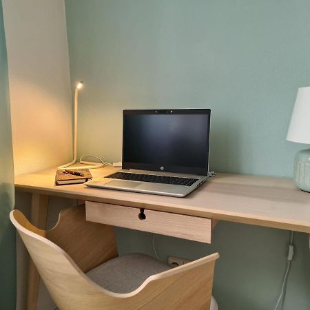 Neu Eingerichtetes Apartment #1 Mit Wlan !Sauna & Hot Tub Zubuchbar! Senftenberg Eksteriør billede